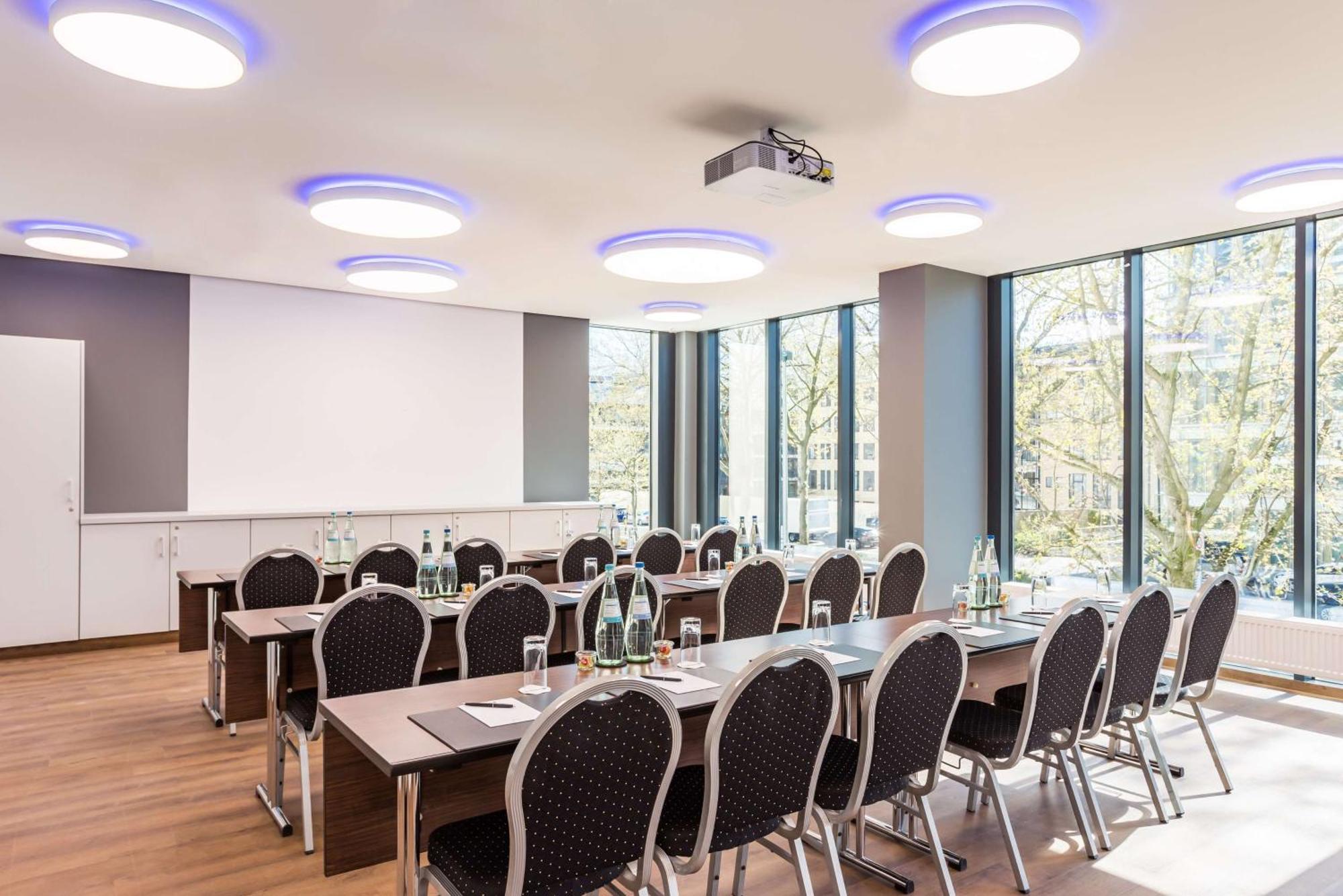 Radisson Blu Conference Hotel, Duesseldorf Bagian luar foto
